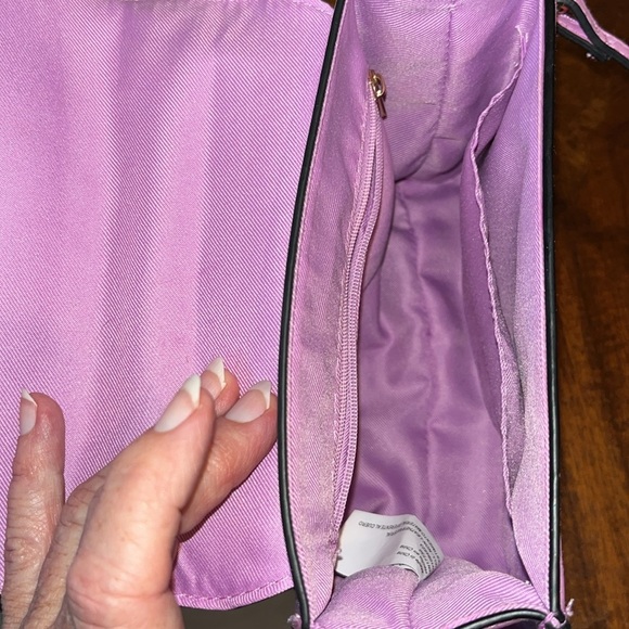 A new day  Satchel  Crossbody bag  NWOT Orchid color  vegan looks genuine   gold - Picture 15 of 16